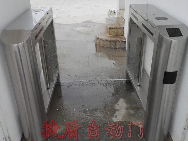 泉州捷盾自動門 1502272249.jpg